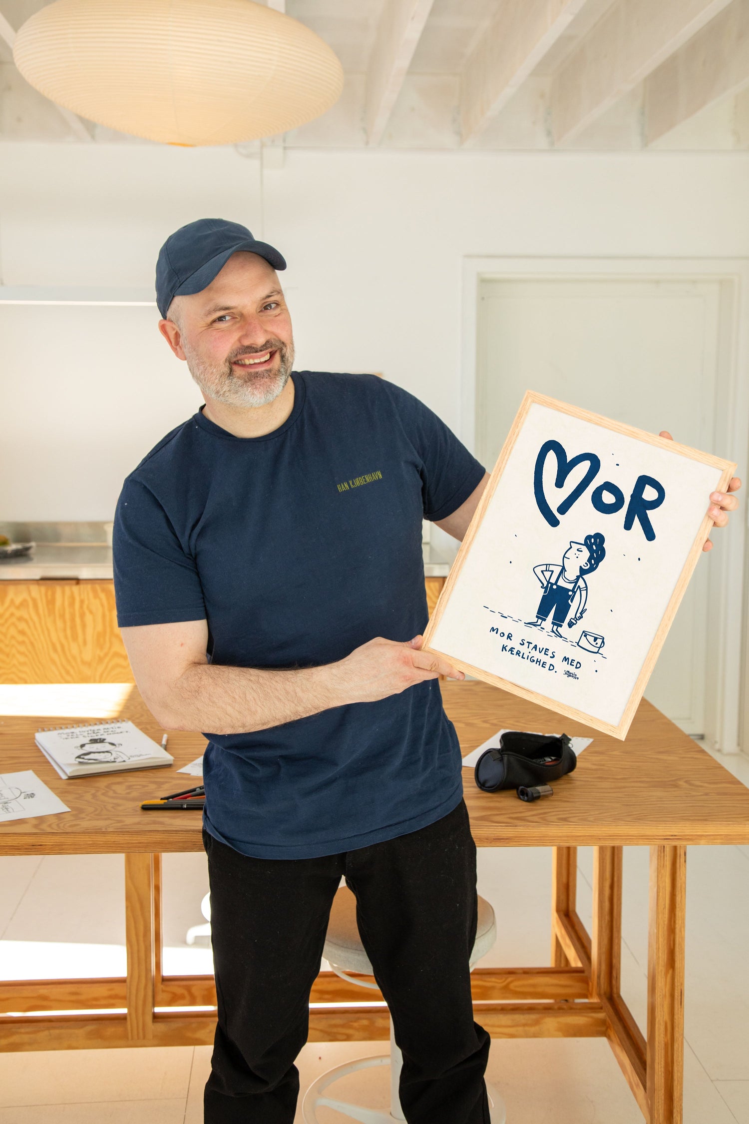 Mother sticks with love - blue