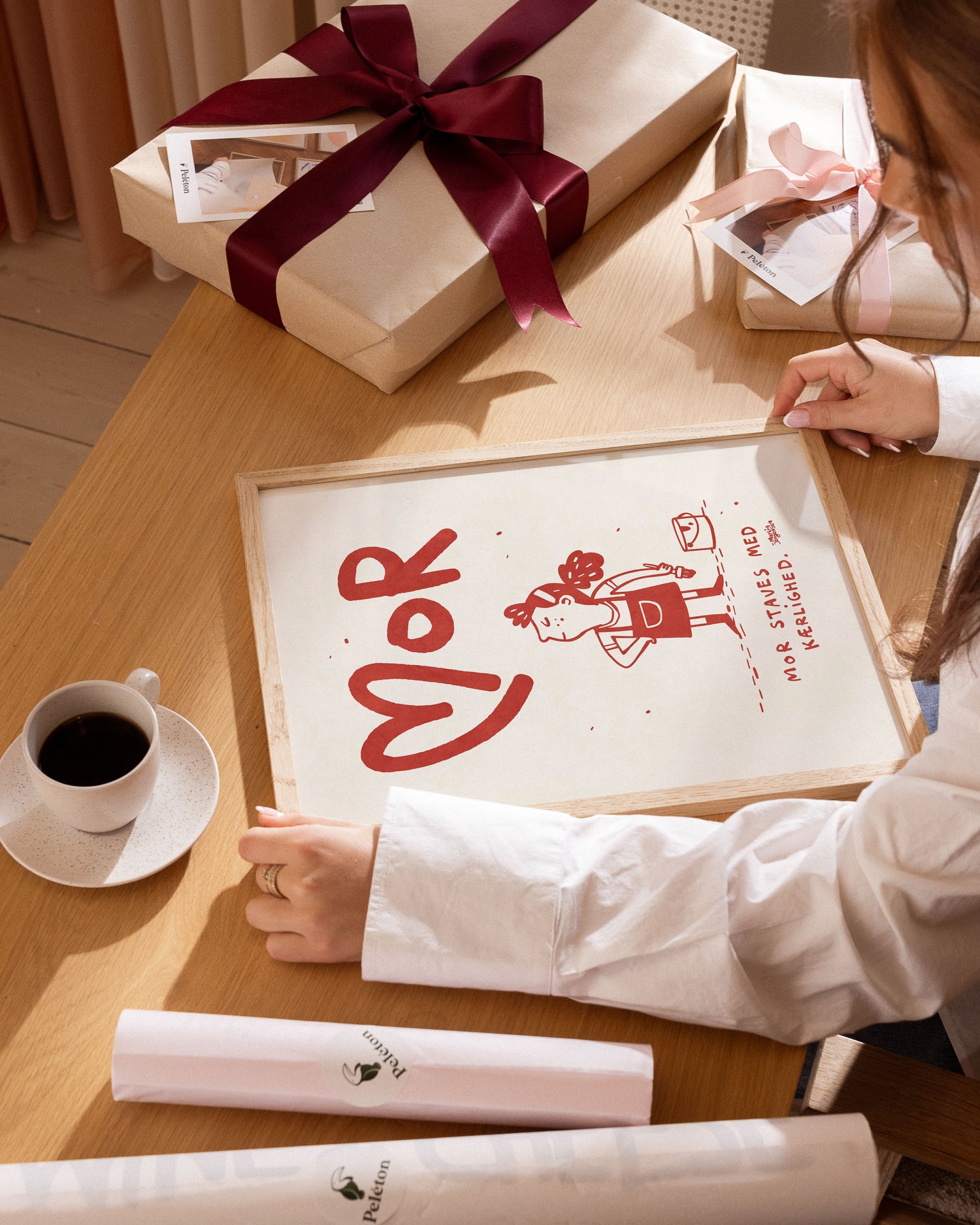Mit Liebe buchstabierte Mum - rot